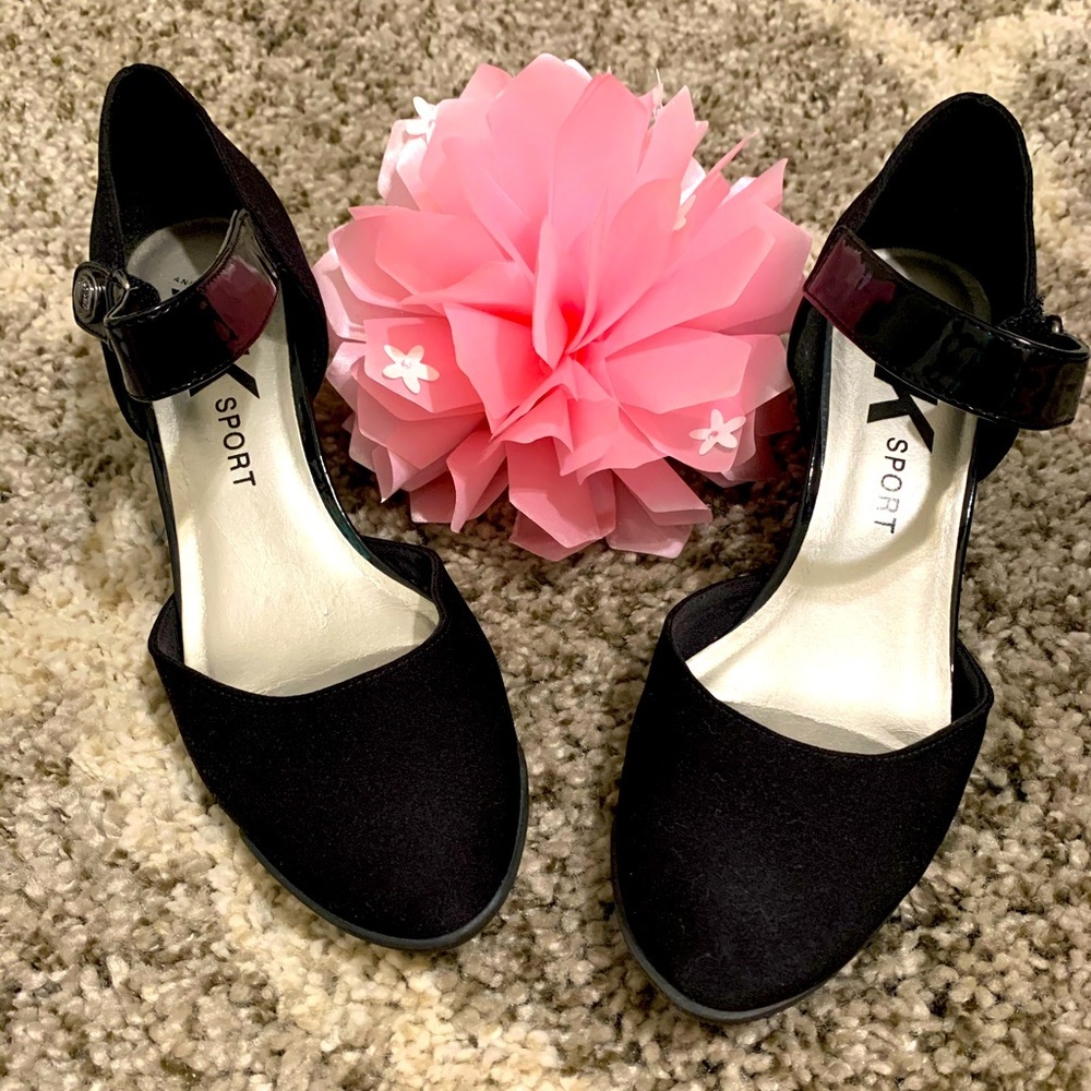 🌸 Anne Klein Sport Wedge pump